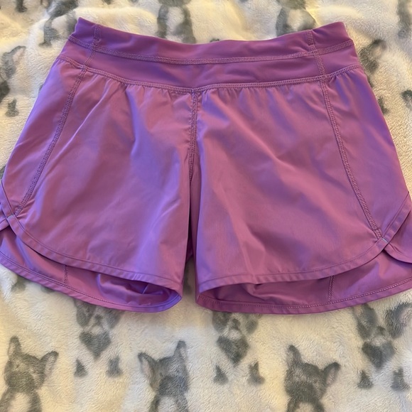 Ivivva workout shorts in light purple. Size 14 - Picture 1 of 7